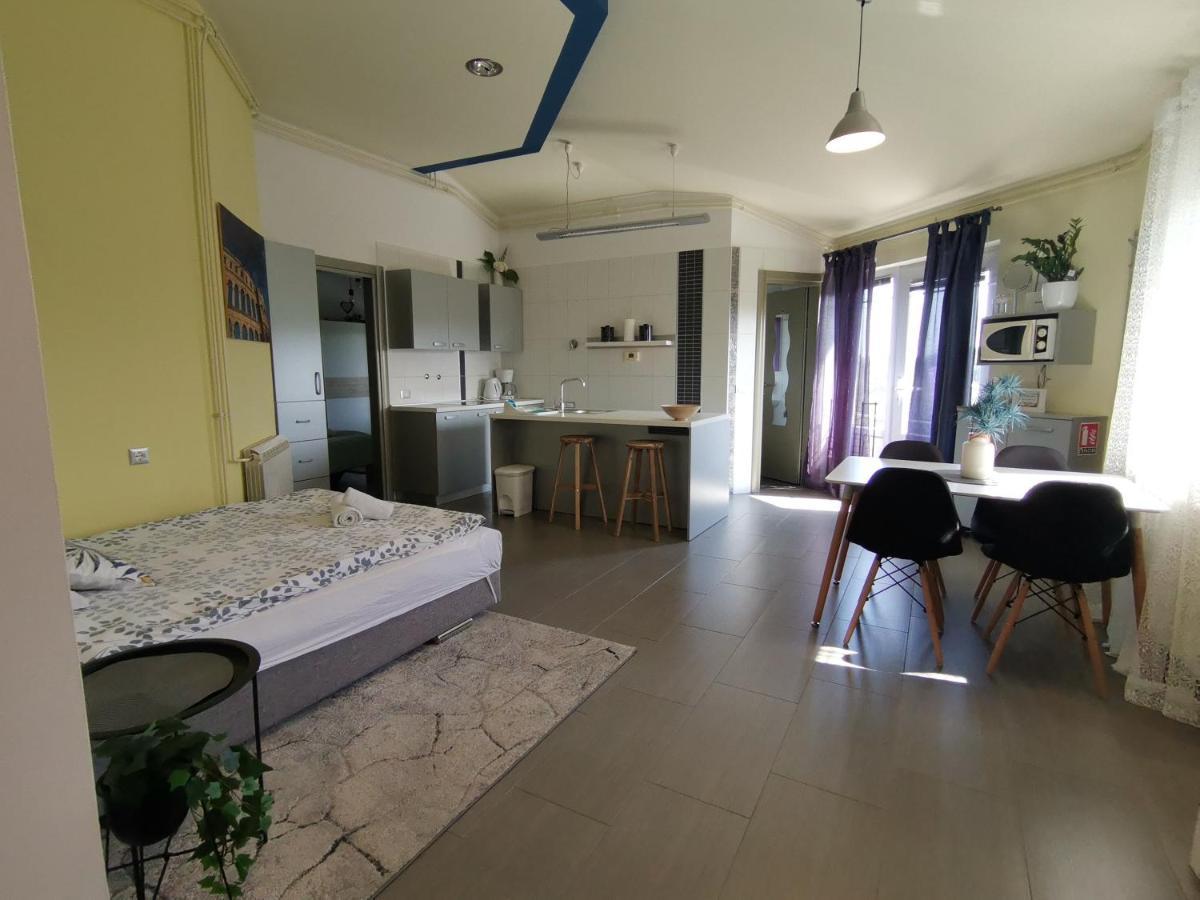 Flora Apartman *