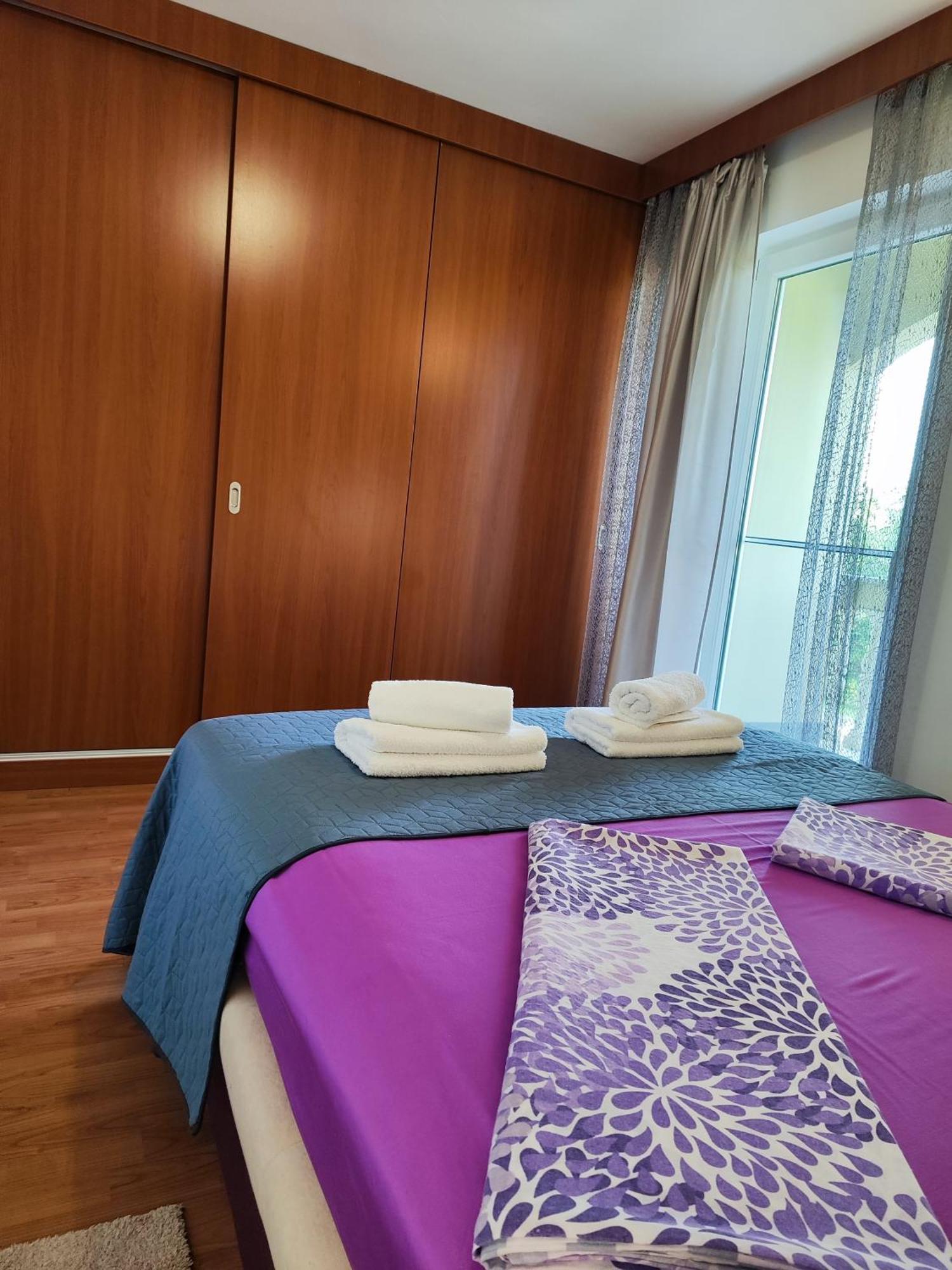 Flora Apartman *