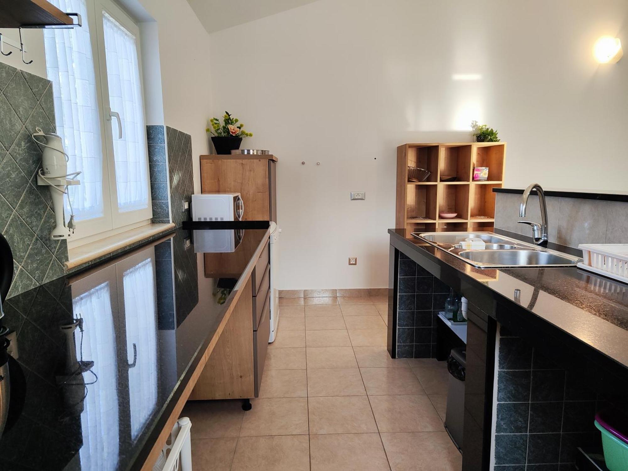 Flora Apartman *
