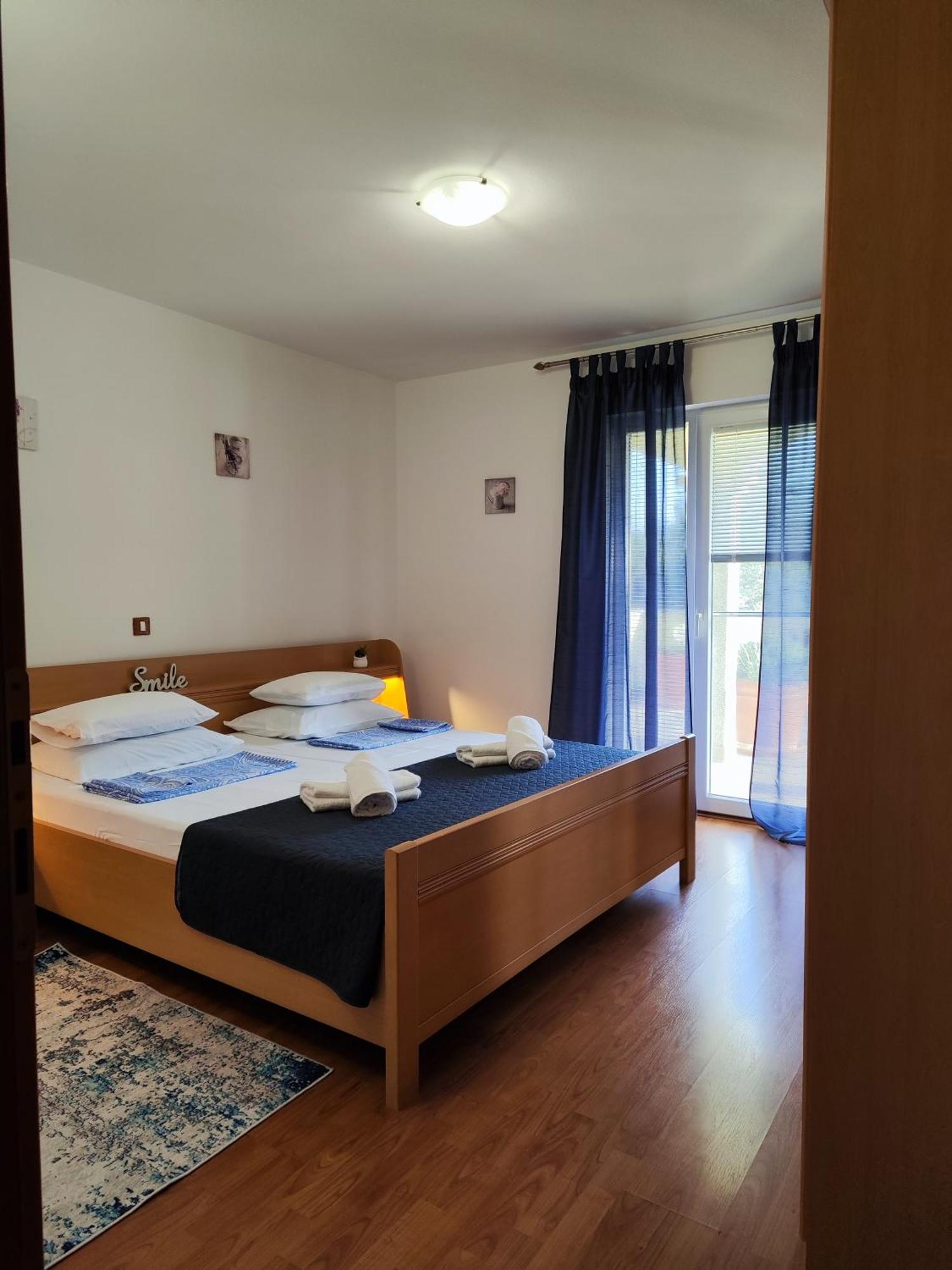 Apartman Flora